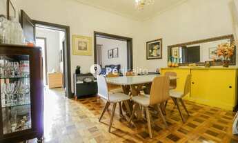 Imagem 4: Casa sobrado à venda no bairro Liberdade com 5 quartos e próximo ao metrô