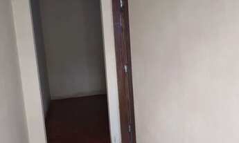 Imagem 2: ALUGO KITNET Quarto com aluguel por R$420 /mês