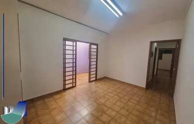 Imagem 9: RIBEIRÃO PRETO - Casa Padrão - ALTO DA BOA VISTA