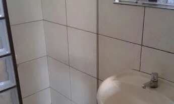 Imagem 3: Casa para venda possui 70 metros quadrados com 2 quartos em Vila Ivete - Mafra - SC