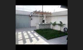 Imagem 2: Casa para venda com 115 metros quadrados com 3 quartos em Residencial Center Ville - Goiân