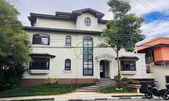 Imagem: Casa em Condomínio com 5 suítes para locação