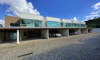 Imagem 2: Cód.: 931 - Casa com 4 Suítes e 5 Vagas de Garagem, à venda em Condomínio Fechado, no bair