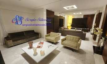 Imagem 3: Casa neoclássica de alto padrão no Alphaville Fortaleza