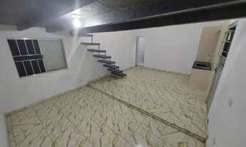 Imagem 1: Aluga se kitnet Casa com 1 dormitório