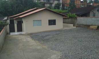 Imagem: Aluga-se Kitinet