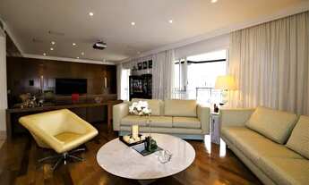 Imagem 7: Apartamento em Moema com 4 suítes ,5 vagas ,andar alto ,a venda por R$ 7.000.000,00