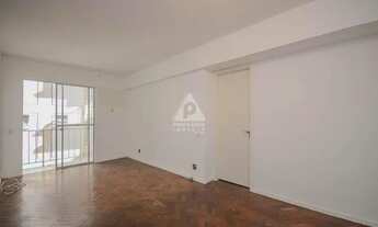 Imagem 2: Jardim Botânico, 2 QUARTOS SENDO UMA SUÍTE , VAGA ESCRITURA!!!