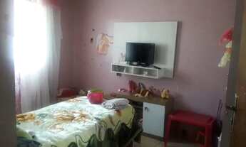 Imagem 2: Casa para venda tem 445 metros quadrados com 6 quartos em Centro - Araucária - PR