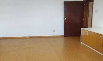 Imagem 7: Apartamento Enorme com muitos Móveis Planejados