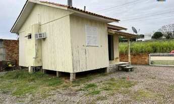 Imagem 5: Casa de madeira no Morro Azul/ Jaguaruna-SC