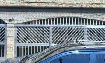 Imagem 2: Sobrado para aluguel tem 180 metros quadrados com 3 quartos em Ayrosa - Osasco - SP