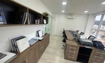 Imagem 3: Vendo escritório montado