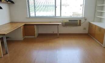 Imagem 6: Apartamento Enorme com muitos Móveis Planejados