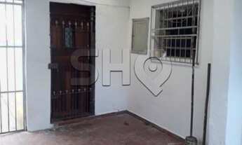 Imagem 2: Terreno com 470 m², localizado na R Angaturama