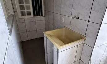 Imagem 5: Casa de 02cômodos ampla com área de serviço coberta e individual