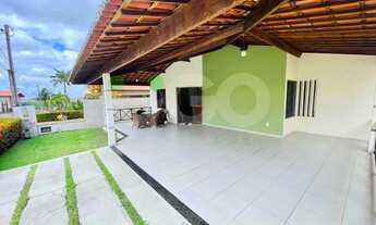 Imagem 2: Casa Térrea com ótimo espaço interno no Green Clube