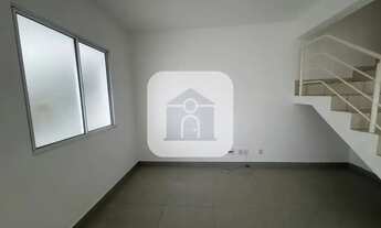 Imagem 4: Casa em condomínio fechado estilo sobrado para locação