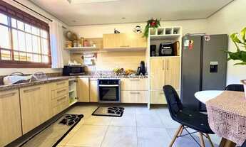 Imagem 7: Casa com 190m², 4 quartos, 3 suítes, 2 vagas, no bairro Mont Serrat em Canoas