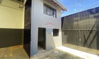 Imagem 3: GALPÃO / BARRACÃO para alugar- pé direito alto-Santa Terezinha- Piracicaba- R$ 7.800,00