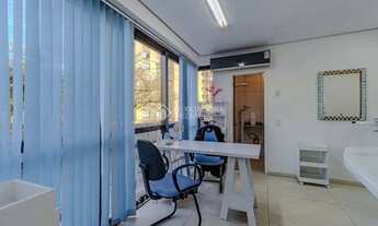 Imagem 6: Sala/conjunto com 88m² 2 peças, 2 banheiros, cozinha e terraço de frente em toda dimensão