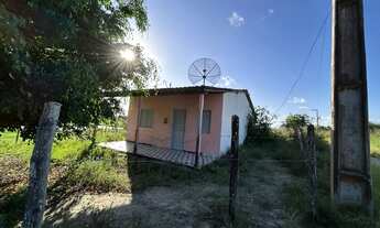 Imagem 4: Sítio com casa no povoado pé do veado