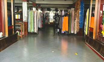 Imagem: Prédio comercial na Avenida Nazaré em