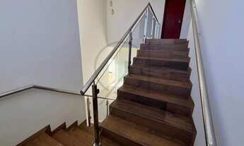 Imagem 4: VENDE-SE SOBRADO COM QUATRO SUÍTES NA 106 SUL POR R$ 1.500.000,00