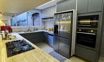 Imagem 5: Casa para venda possui 672 metros quadrados com 5 quartos