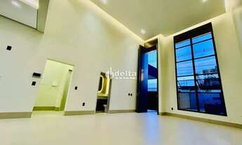 Imagem 6: Casa residencial com 3 suítes disponível para venda no bairro Grand Ville em Uberlândia-MG