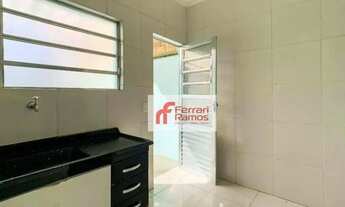 Imagem 5: Sobrado com 2 dormitórios para alugar, 90 m² por R$ 2.000/mês - Jardim Iporanga - Guarulho