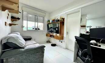 Imagem 2: Apartamento de 1 dormitório, no bairro Humaitá, em Porto Alegre