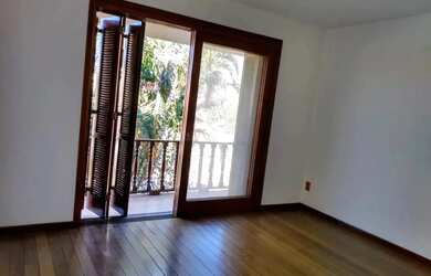 Imagem 6: Sobrado para Locação nas Três Vendas 3 Dormitórios (1 Suíte), 350m² e até 5 Vagas em Exce