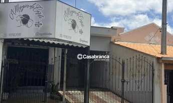 Imagem 2: Casa para venda na zona leste de Sorocaba com salões comerciais na frente