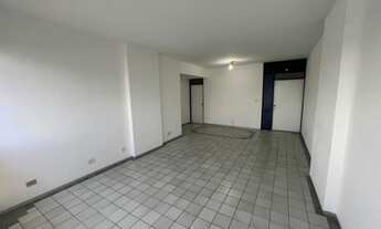 Imagem 2: AMPLO APARTAMENTO, DERBY, 139M², 3 QUARTOS SOCIAIS (1 SUÍTE), SALA PARA 2 AMBIENTES