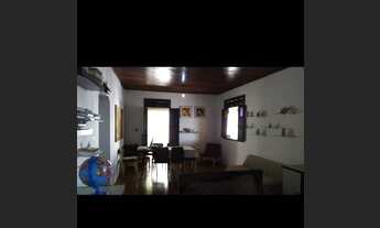 Imagem 4: Casa espetacular em frente ao mar em cacha pregos