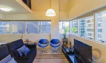 Imagem 6: Loft duplex para venda possui 77 metros quadrados com 1 quarto em Centro - Florianópolis