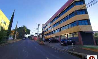 Imagem 3: Salão/Galpão (salão - sobrado) , cozinha planejada