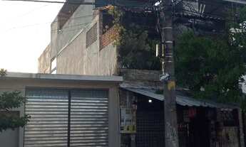 Imagem 2: Casa com Loja Casa com 2 dormitórios