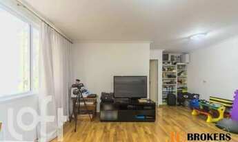 Imagem 3: Apartamento reformado com 102m² 2 Dormitórios sendo 1 suíte, Lavanderia, 1 Vaga, 3 Banhei