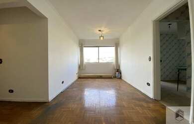 Imagem 6: Apto com 02 amplos dormitórios com armários, sal grande para 02 ambientes