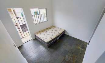 Imagem 5: Apto Mobiliado com Varanda - Sem Condomínio - Pd. Eustáquio - Perto de Tudo - Direto Dono