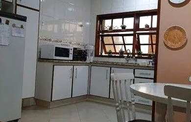 Imagem 2: Casa com 3 dormitórios à venda, 512 m² por R$ 975.000,00 - Vila Lavínia - Mogi das Cruzes