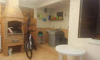 Imagem 5: Ótimo sobrado em vila aberta com 134m², 3 dormitórios sendo 1 suíte, 4 banheiros, 2 salas