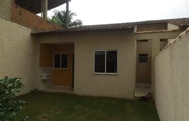 Imagem 2: Casa para venda possui 70 metros quadrados com 2 quartos em Vila Ivete - Mafra - SC