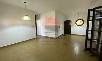 Imagem 3: Casa em 3 Lotes a 100 Metros da Praia