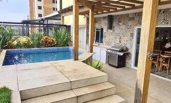 Imagem 1: Cobertura para aluguel e venda, 213 m2 3 dormitórios, sendo 1 suíte, 4 vagas na garagem, B