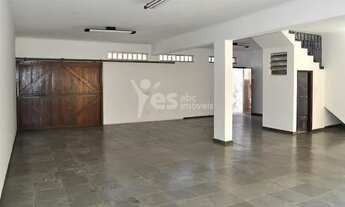 Imagem 3: Cód.: 13715 - Sobrado com 06 dormitórios e quintal com 06 vagas de garagem. Vila Santa Te