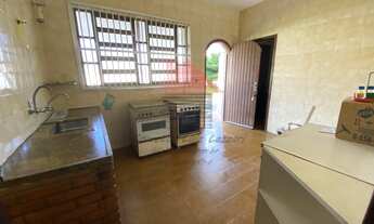 Imagem 4: Casa em 3 Lotes a 100 Metros da Praia