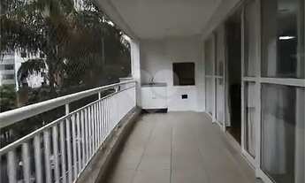 Imagem 6: Apartamento de 4 dormitórios em prédio com lazer